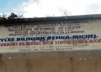 Lycexxe Bilingue De Penka Michel 978x480 1