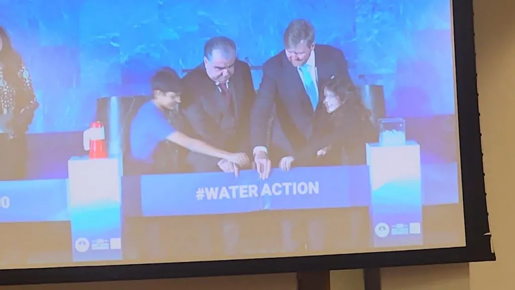Un Wateraction