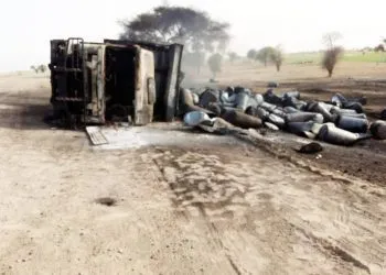 Fuel truck explodes Cameroon
