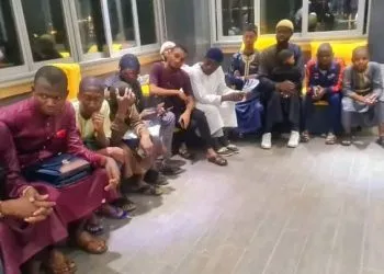 Cameroonians return from Sudan
