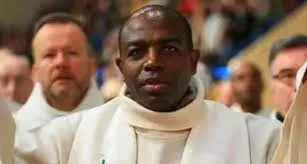 https://mimimefoinfos.com/pope-francis-dismisses-rwandan-priest-wenceslas-munyeshyaka-for-role-in-1994-genocide-and-for-bearing-a-child/