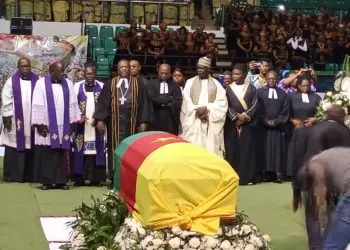 Fru Ndi 1