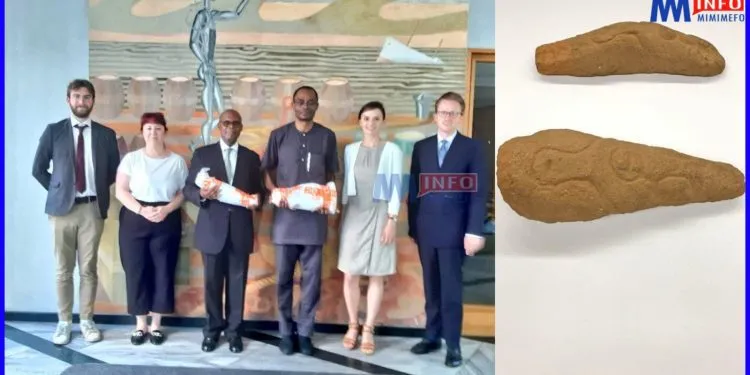 Switzerland returns Stelae to Cameroon