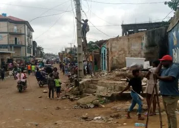 Government destroys houses in Mbanga-Pongo to construct abandoned roads