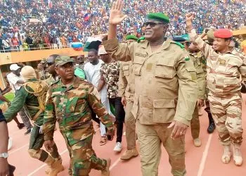Thousands gathered at the main stadium in #Niamey, #Niger to support the military coup, as the deadline for #junta to step down expires. #ECOWAS threatened to intervene militarily if ousted President Mohamed Bazoum was not reinstated ?
