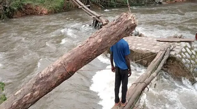 Ebangabi Bridge splits endangering life