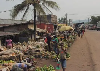 Another shocking accident leaves truck pusher dead in Cameroon.