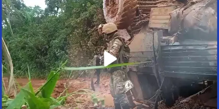Cameroon soldiers attached by Ambazonia separatist fighters