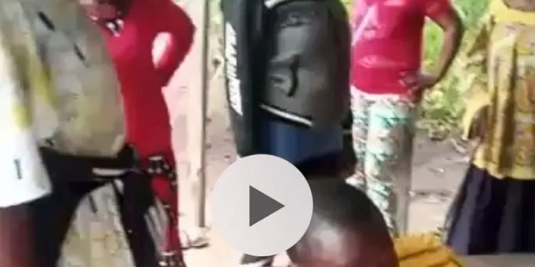 Women gang up on man