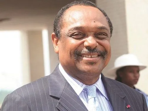 Grégoire Owona sur le Gabon