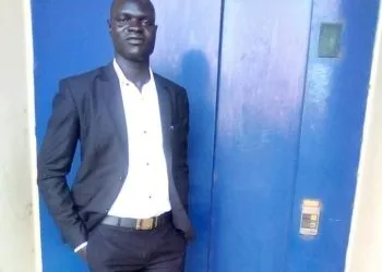 Haiwang Rigobert, élève ingénieur à la Faculty of agriculture and veterinary medicine of Buea, originaire de la région du Nord, département de la Benoué, arrondissement de Touroua, village Mbaga est détenu au commissariat de Molyko à Buea depuis quelques jours. L’étudiant en médecine vétérinaire est accusé d’avoir joué un rôle dans une histoire de vol de téléphone dans une cité estudiantine à Buea.