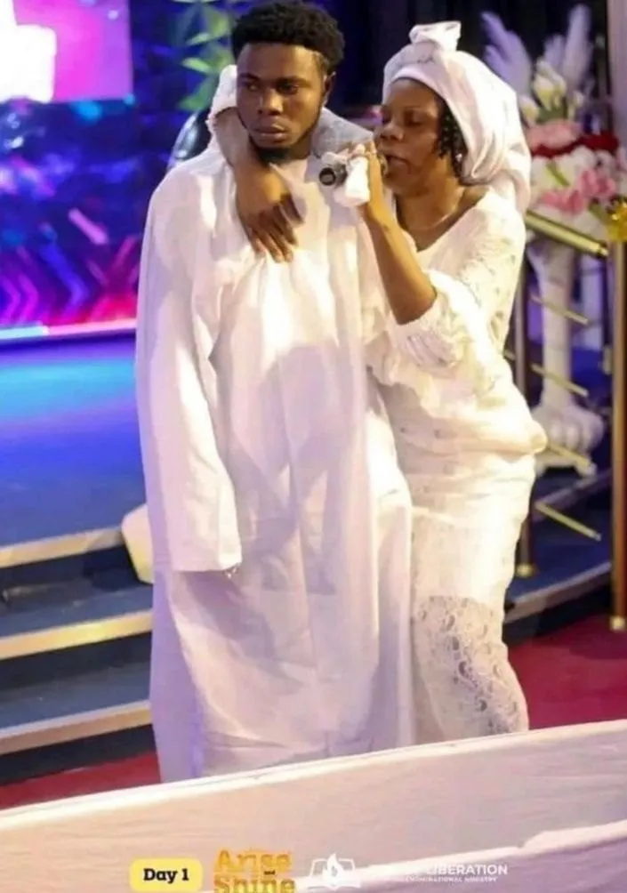 Ressurrection scene from a drama in Nigerian church sparks debate online