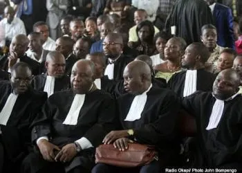 L’assistance à la prestation de serment des avocats stagiaires de barreau de la Gombe le 27/09/2011 au palais de justice à Kinshasa. Radio Okapi/ Ph. John Bompengo