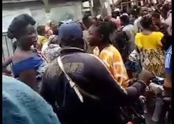 Woman arrested for attempted poisoning of schoolchildren