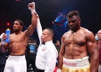 Anthony Joshua Wins