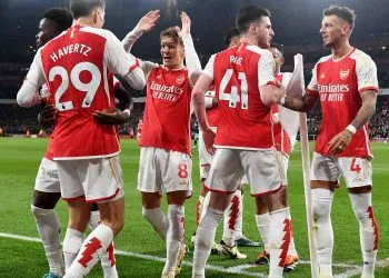 Gunners go top of the EPL