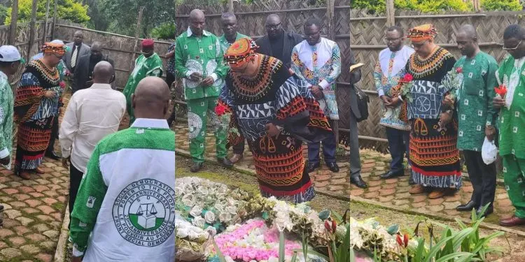 Joshua Osih visits John Fru Ndi's grave