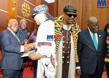 Stevie Wonder becomes Ghanaian citizen
