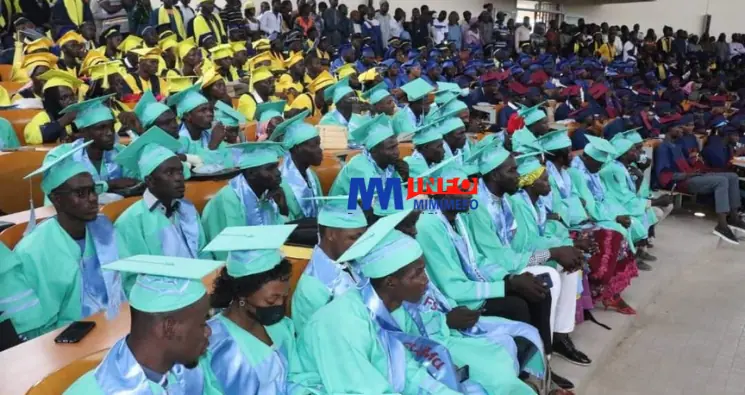L’Université de Maroua a célébré hier la remise des diplômes à 3695 nouveaux diplômés lors d’une cérémonie solennelle présidée par le recteur, Professeur Idrissou Alioum