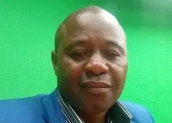 Rectification d'André Luther Meka sur le retour de Paul Biya
