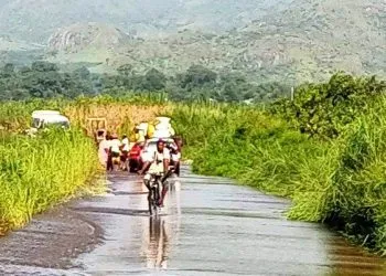 Rains in Babungo flood roads
