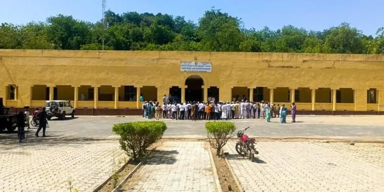 Une faible mobilisation des jeunes lors de la marche de soutien à Paul Biya à Maroua