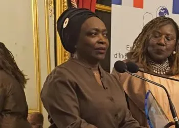 Denise Epoté remportant le Gifa d'Or 2024