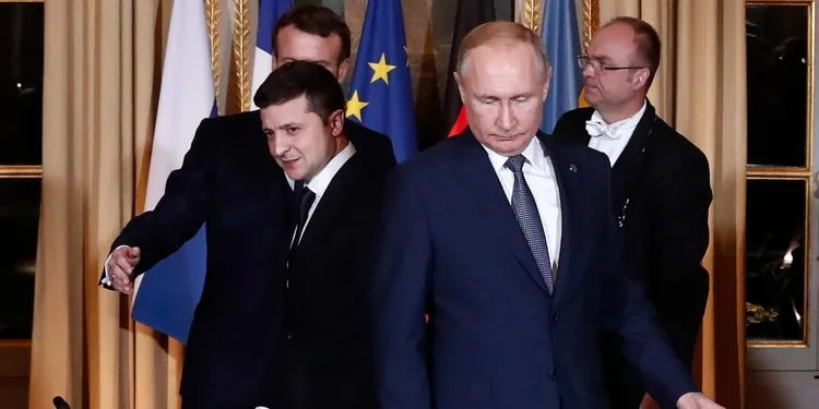 Putin and Zelensky during their meeting in 2019