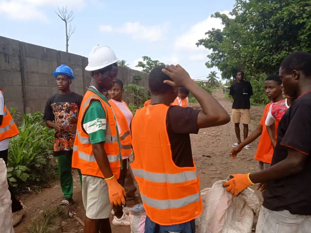 Youths in Mutengene use creative stategies to fight environmental degradation and unemployment