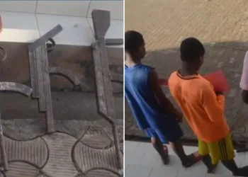Quatre adolescents interpellés pour fabrication d'armes artisanales dans un atelier à Yaoundé