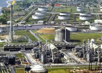Le ralentissement du pétrole freine la croissance industrielle en 2024