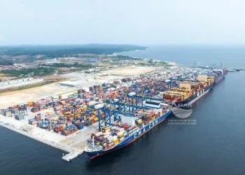 Quatre géants des mers accostent pour la première fois au port en eau profonde de kribi
