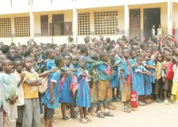 Rentrée scolaire 2025 : la CNPS annonce une aide spéciale pour les familles